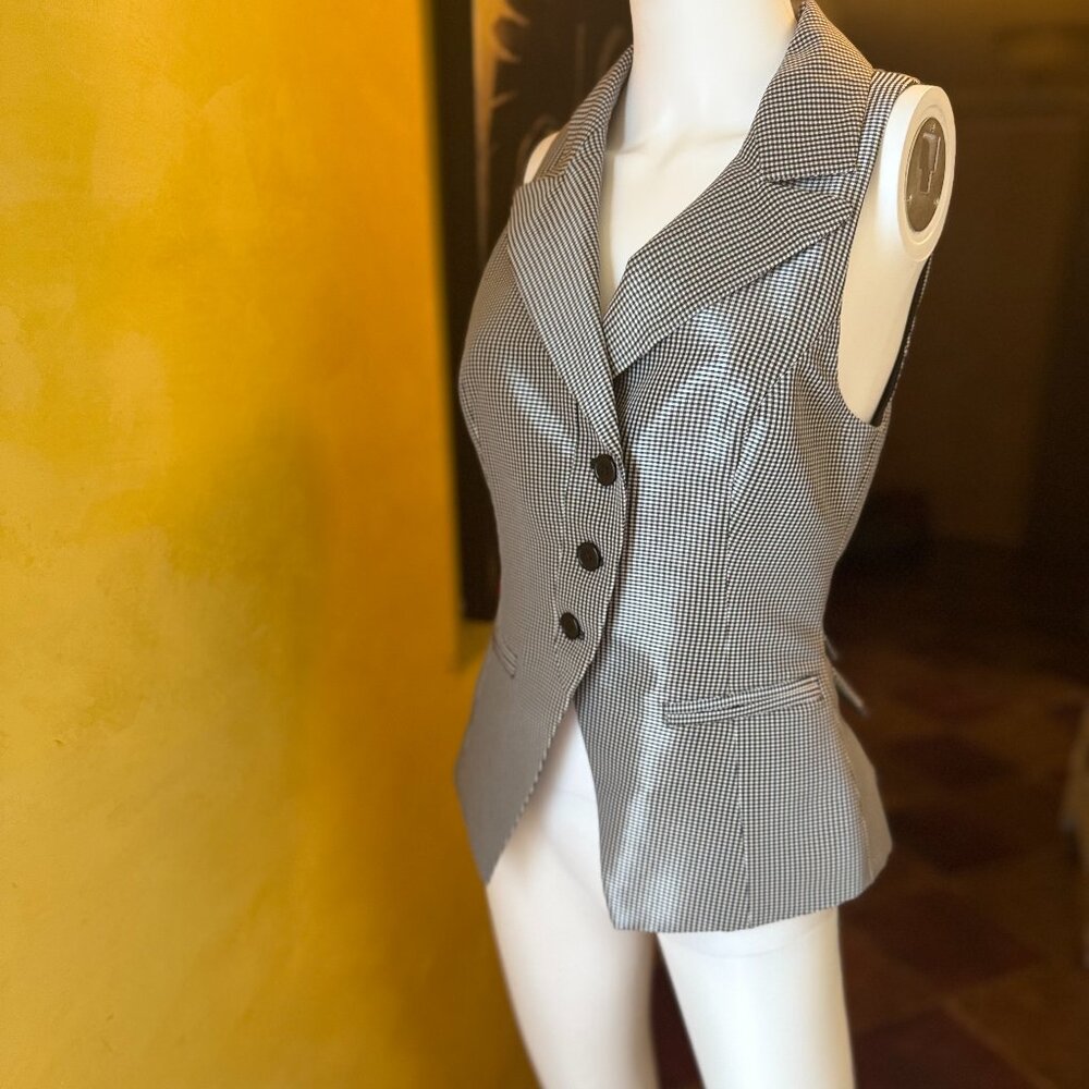 Rare Betsey Johnson Gingham Tailored Vest with Ruffle Back (Size 4) – NWT | Reta